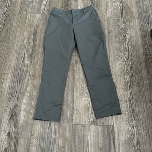 Boys size 12 Under Armour golf pants